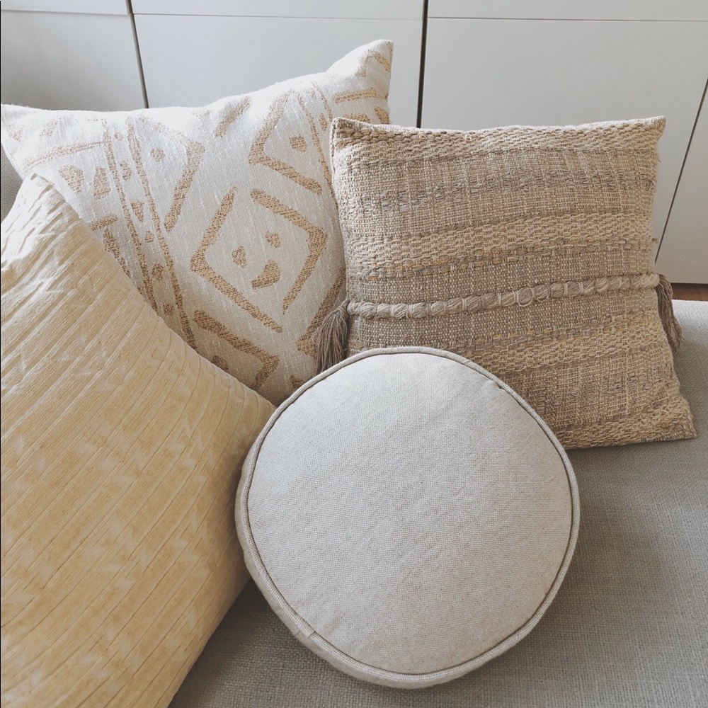 Vintage Cloth Throw Pillow Cover - Picture 4 of 9